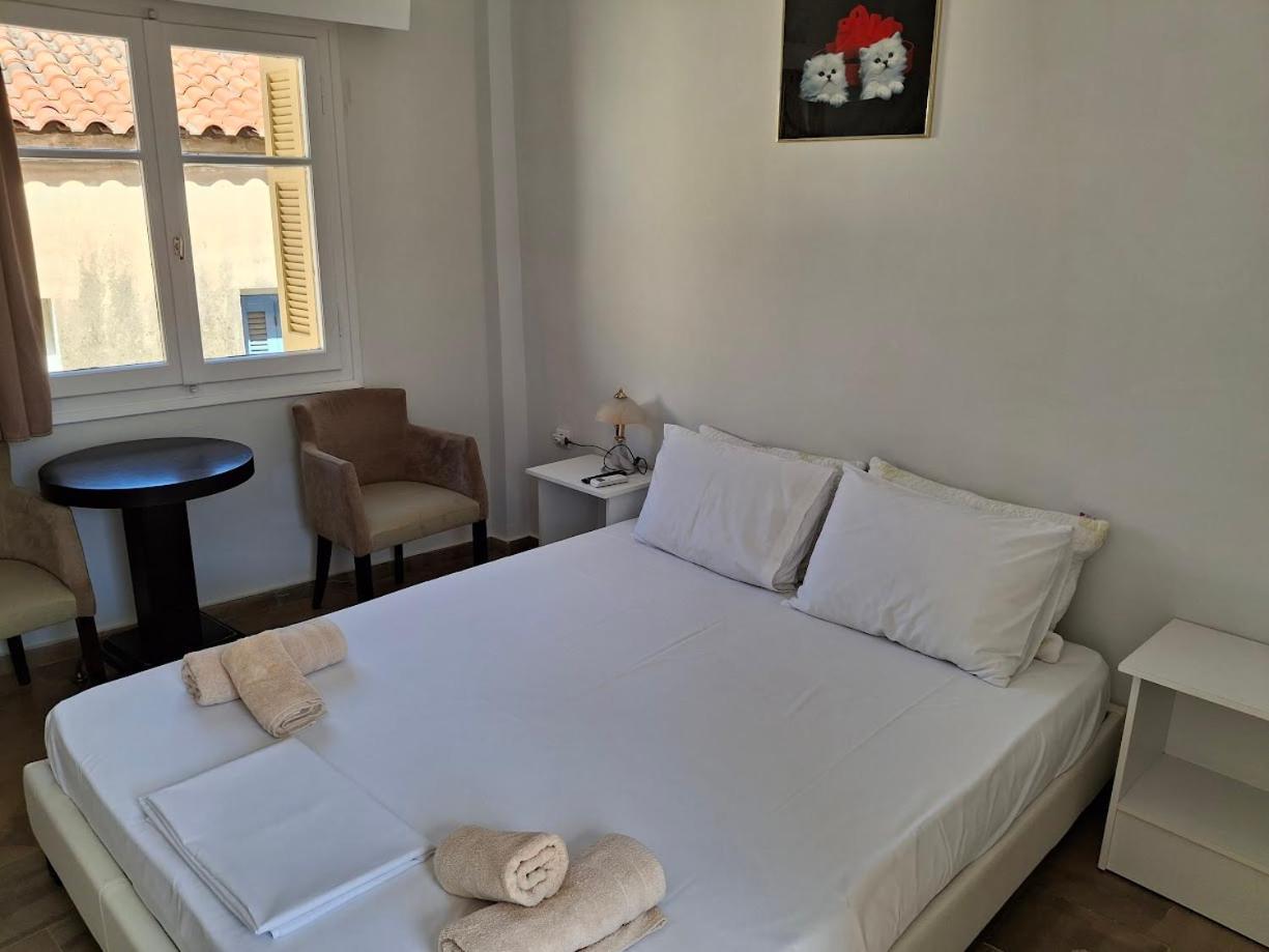 Nafpaktos Apartment And Studios In Port חדר תמונה