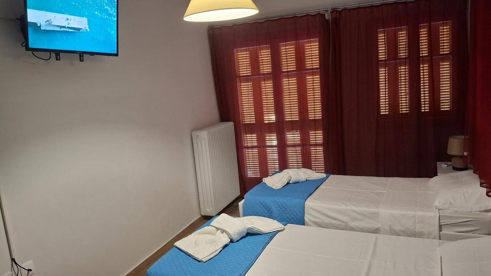 Nafpaktos Apartment And Studios In Port מראה חיצוני תמונה