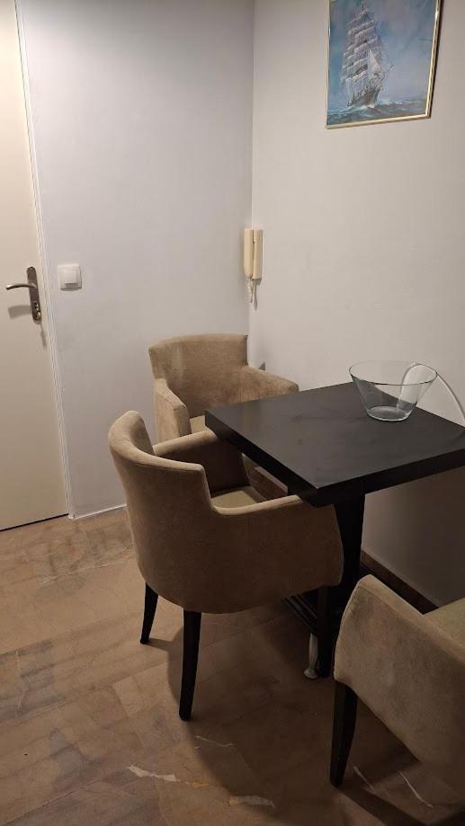 Nafpaktos Apartment And Studios In Port מראה חיצוני תמונה