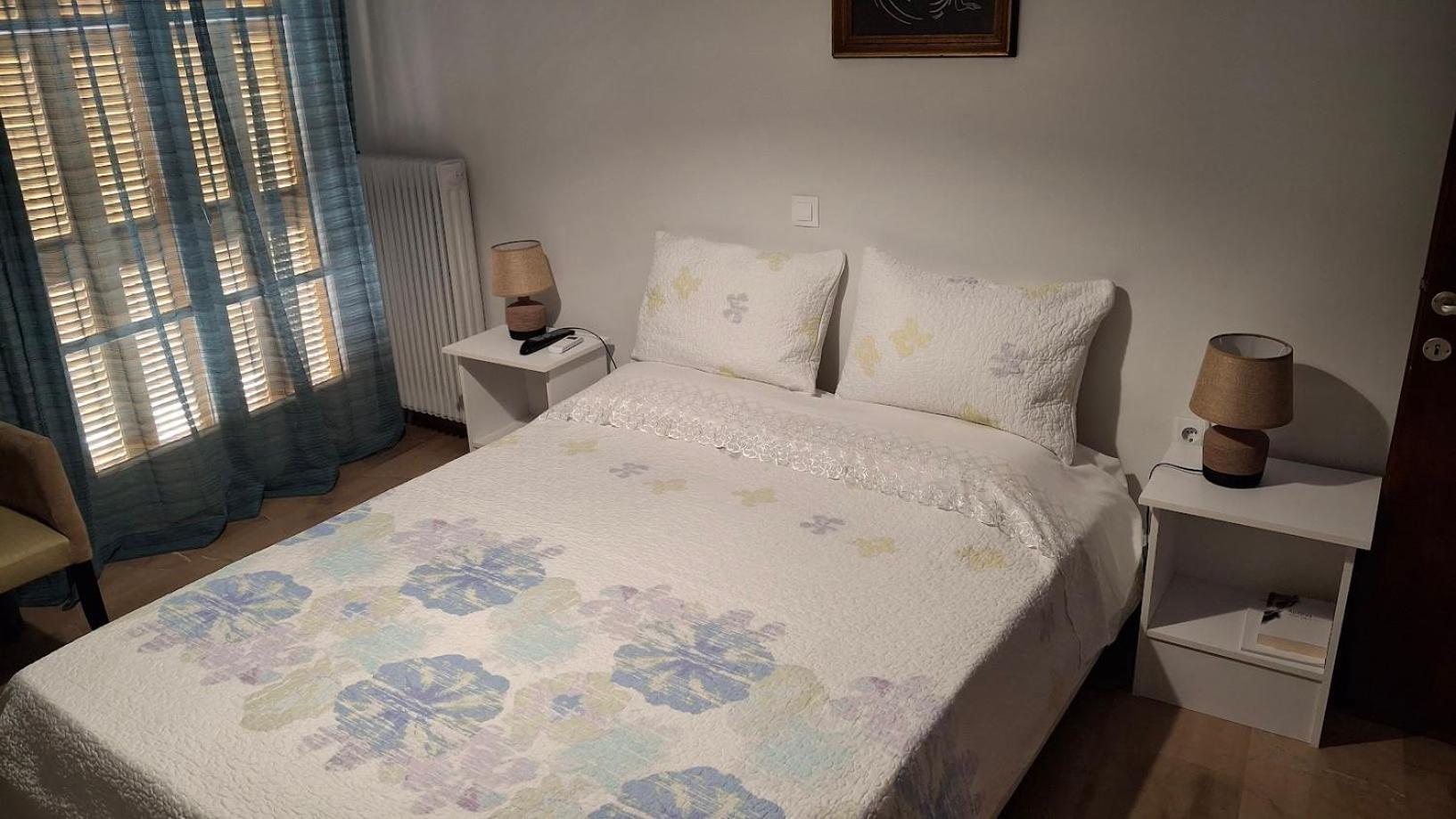 Nafpaktos Apartment And Studios In Port מראה חיצוני תמונה